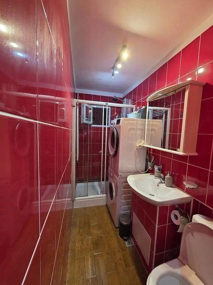 Apartament cu 2 camere semidecomandat, mobilat în Complex Studențesc