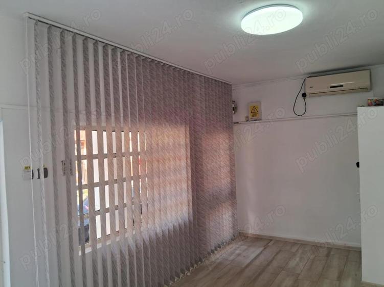 Spațiu comercial, de 40 mp, în Central