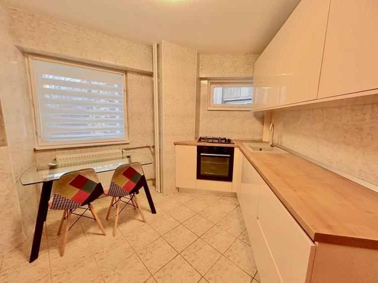Apartament cu 2 camere decomandat în Unirii