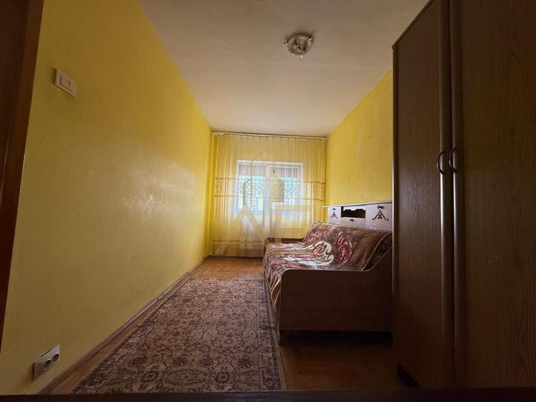 Apartament cu 3 camere decomandat, mobilat în Central