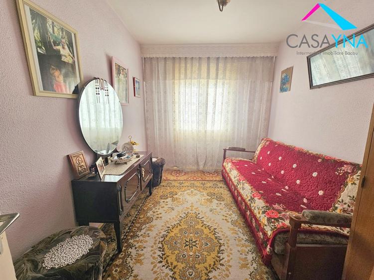 Apartament cu 3 camere decomandat în Ștefan cel Mare