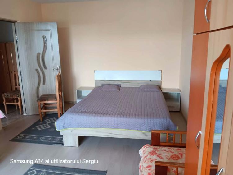 Alexandru Cel bun apartament 2 camere decomandat 56 mp cu CT - 1
