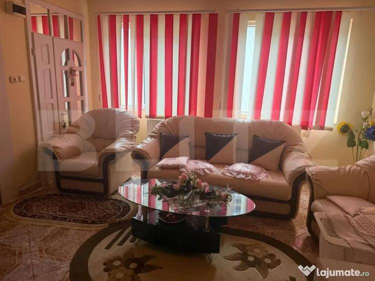 Casă cu 3 camere cu Teren 3800 Mp în Central