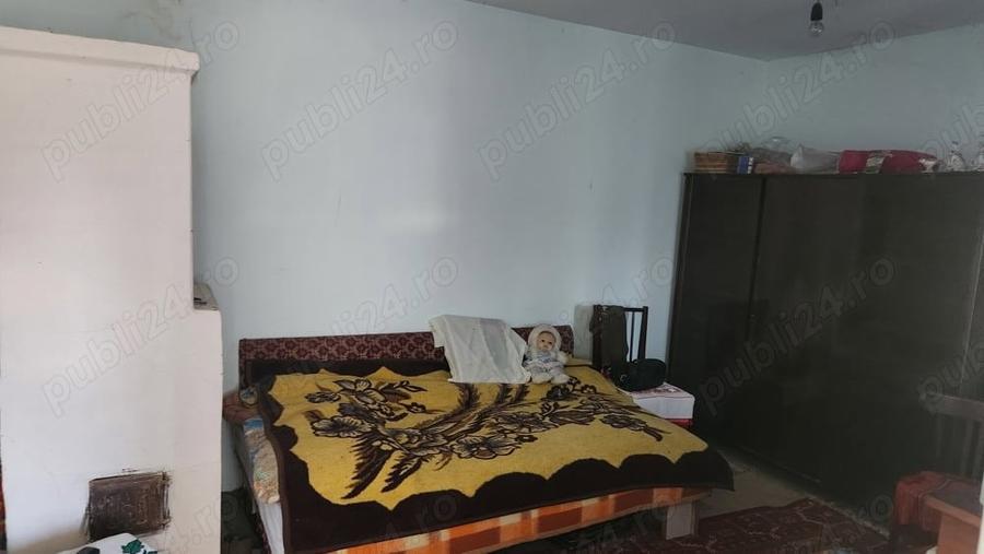 Casă cu 4 camere în Frumoasa