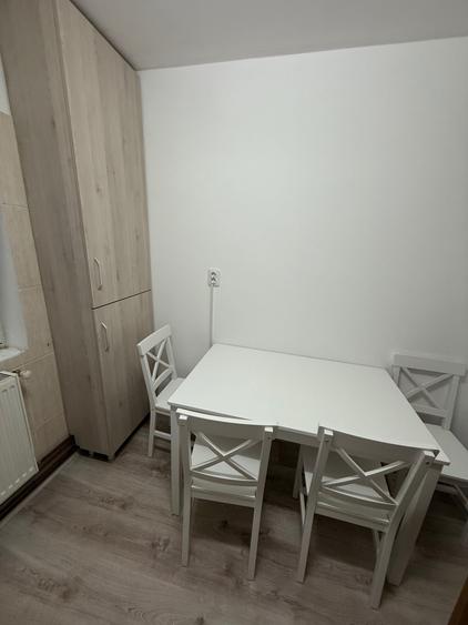 Apartament cu 2 camere decomandat în Boldești