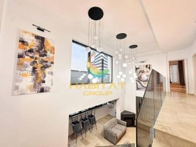 Apartament 3 Camere de tip PENTHOUSE- 5 minute M BERCENI ACTE ATA - 5