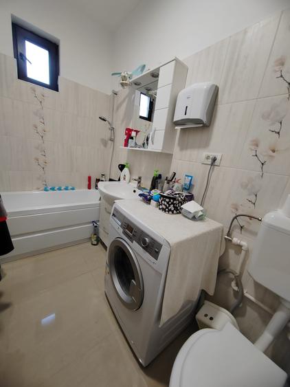 Casă individuală cu 3 camere cu Canalizare în Ștefăneștii de Jos