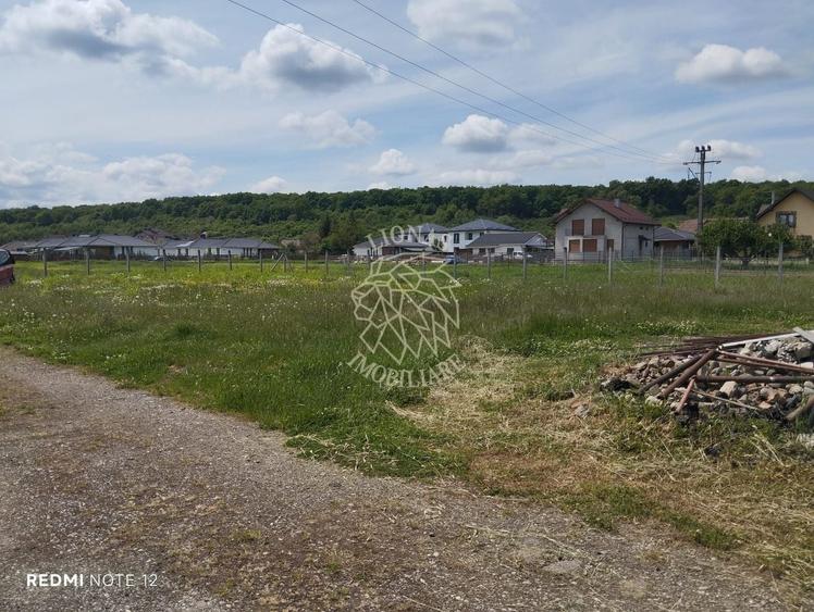 Teren Construcții intravilan de 800 mp, în Unirea