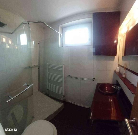 Apartament cu 3 camere decomandat în Ultracentral