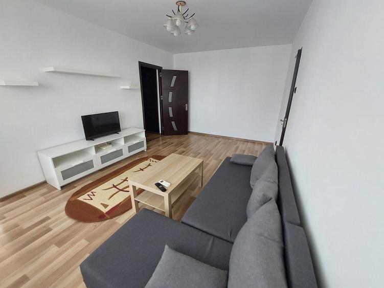 Apartament cu 2 camere semidecomandat în Iancului