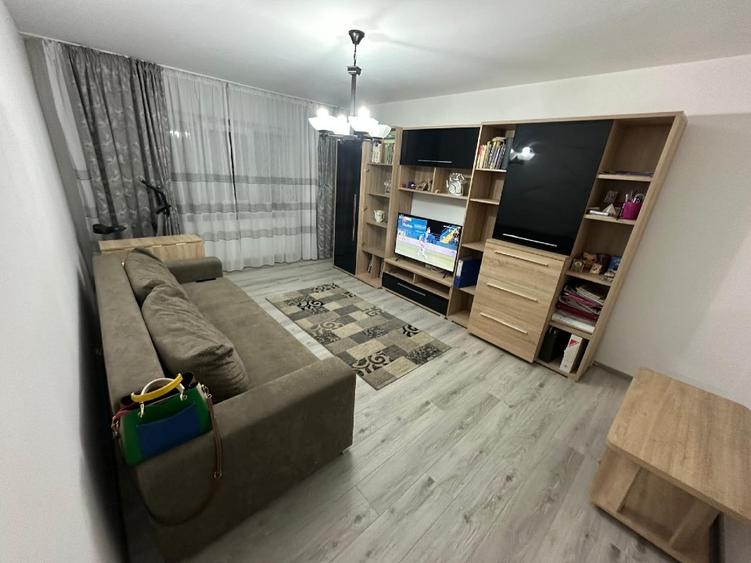 Inchiriez apartament 2 camere Brazda et. 2 - 1