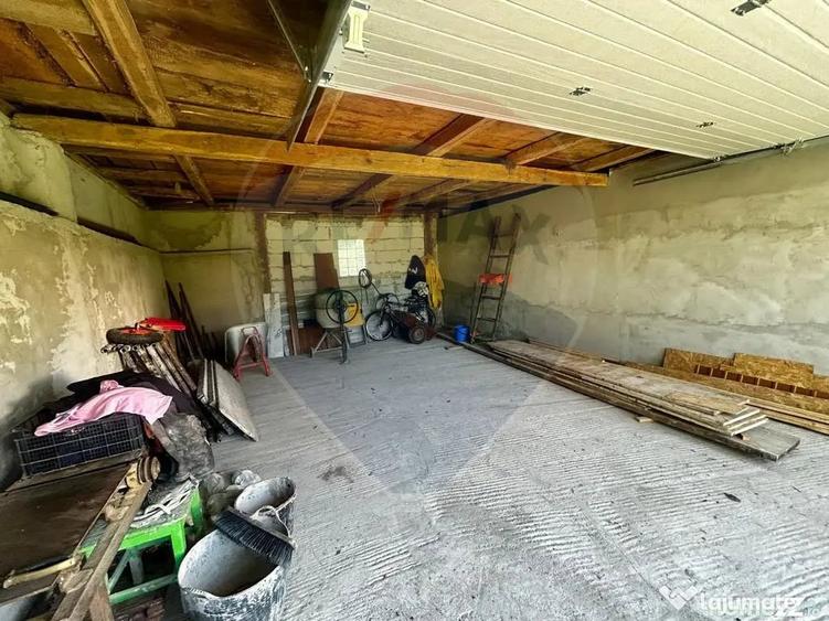 Casă cu 3 camere cu Teren 1500 Mp în Aciua