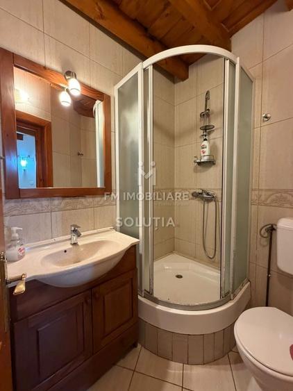 Casă individuală cu 5 camere cu Canalizare în Chiuzbaia