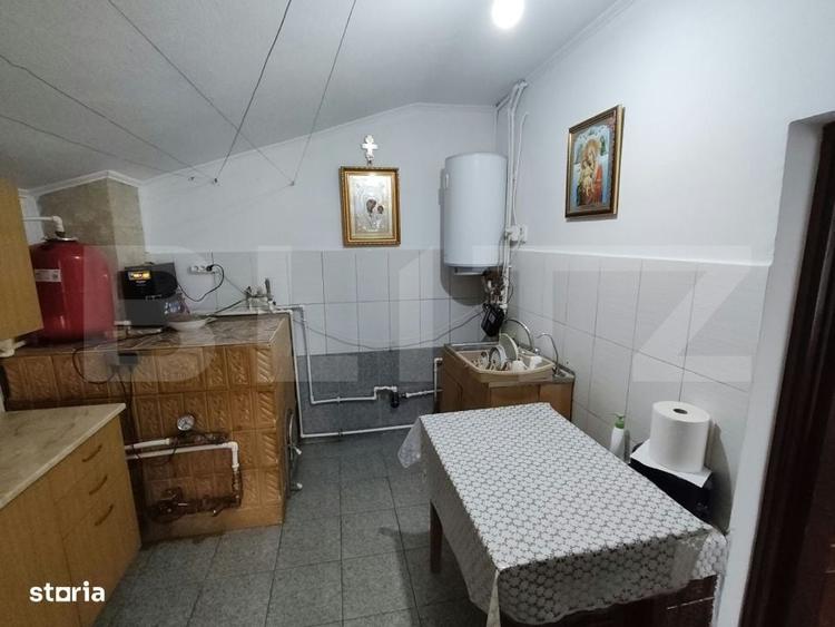 Casă cu 3 camere în Iazu