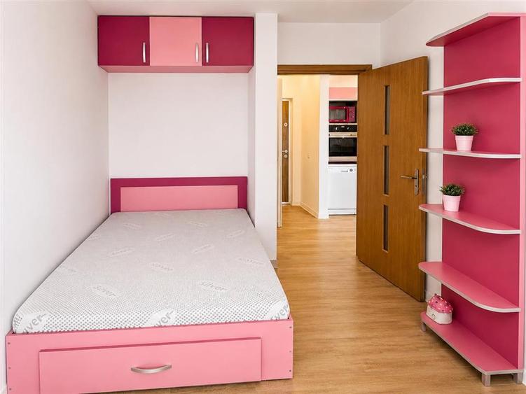 Apartament cu 2 camere semidecomandat, mobilat în Exterior Sud