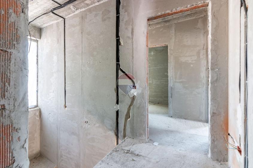 Casă individuală cu 4 camere cu Teren 701 Mp în Corbeanca