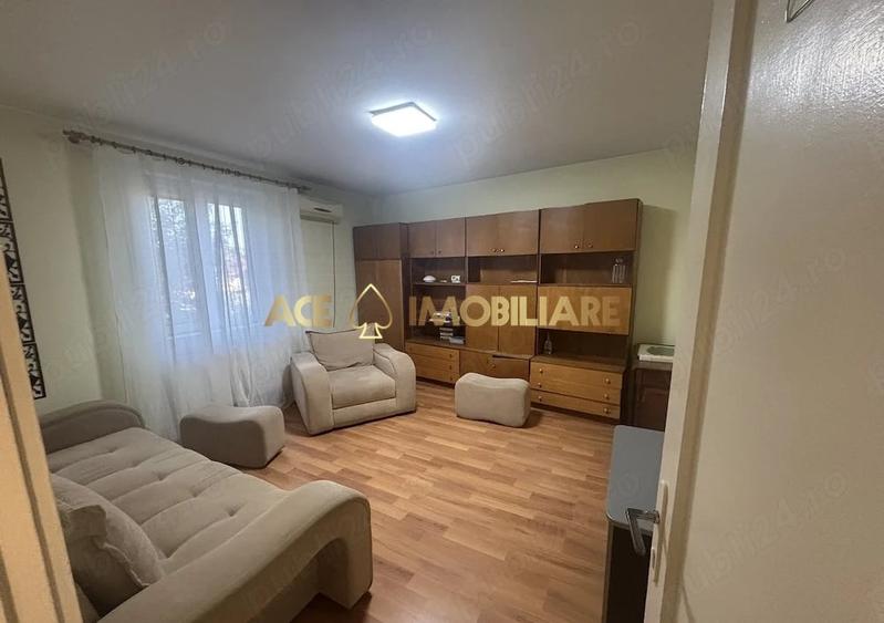 Apartament cu 2 camere decomandat, mobilat în Calea Călărașilor