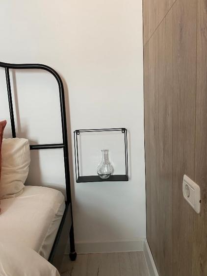 Apartament cu 2 camere decomandat, mobilat în Parcul Carol