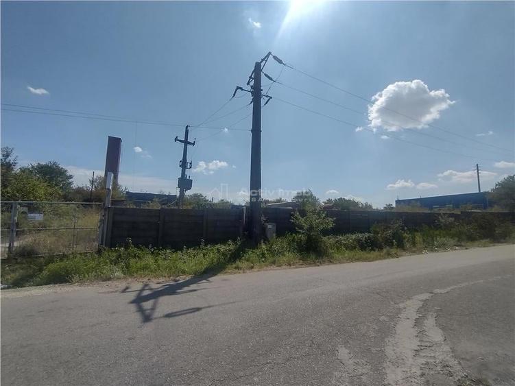 Teren de 16052 mp, în Oravița