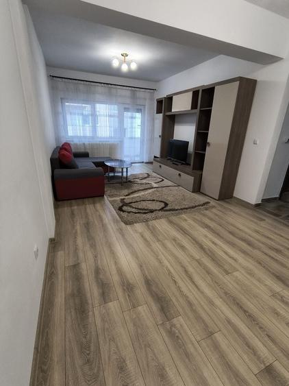 Apartament cu 2 camere decomandat în Cetate