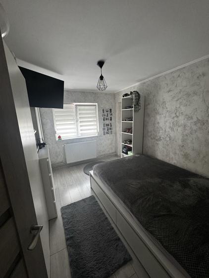 Apartament cu 3 camere decomandat în Sud-Est