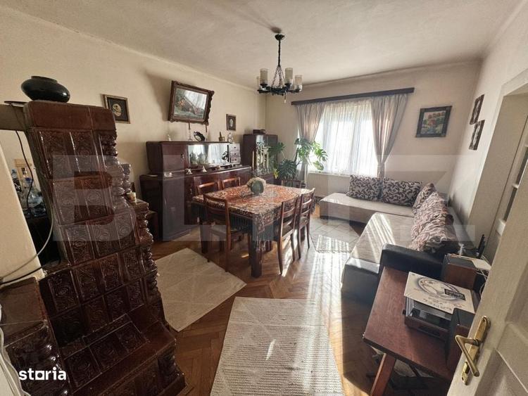 Casă cu 3 camere decomandat cu Teren 374 Mp în Central