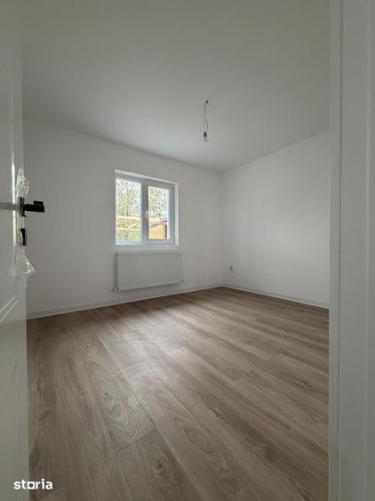 Casă cu 3 camere cu Teren 300 Mp în Lunca Cetățuii