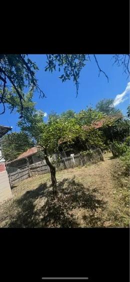Teren de 21.78 mp, în Central