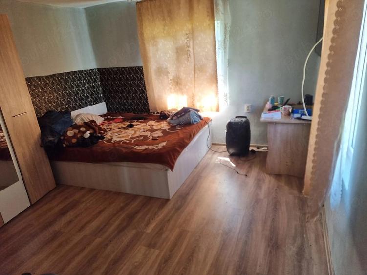 Casă cu Teren 1500 Mp în Grecești
