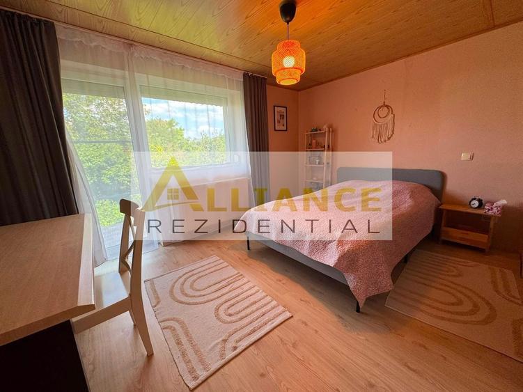 Duplex cu 8 camere cu Canalizare în Frumușani