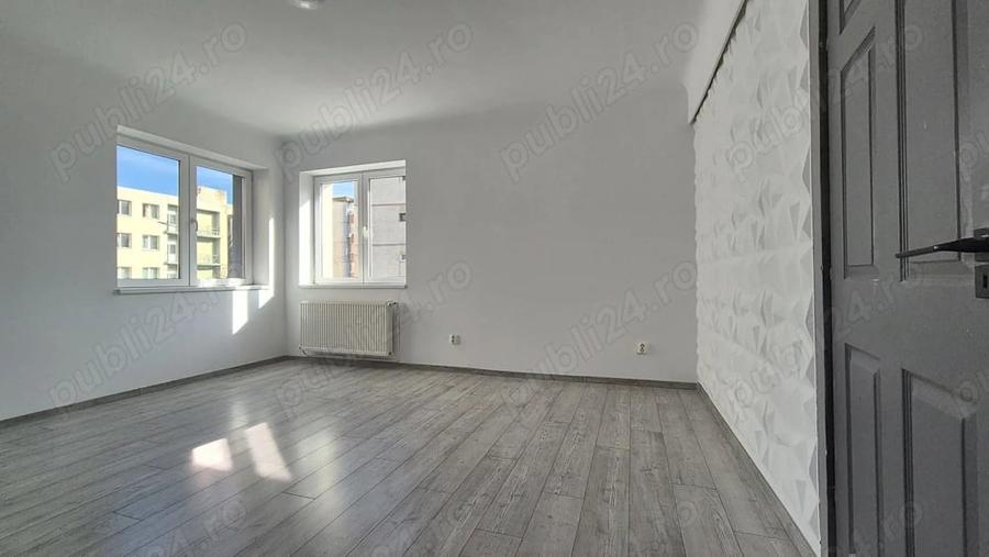 Spațiu comercial, de 880 mp, în Astra