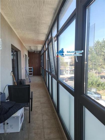 Apartament cu 3 camere decomandat, mobilat în Doamna Ghica