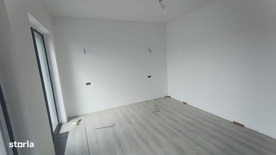 Casa 145mp utili, 450mp teren, 2 fronturi stradale, Balta Verde - 7