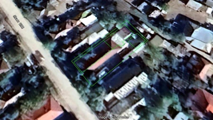 Casă individuală cu 3 camere cu Teren 431 Mp în Central