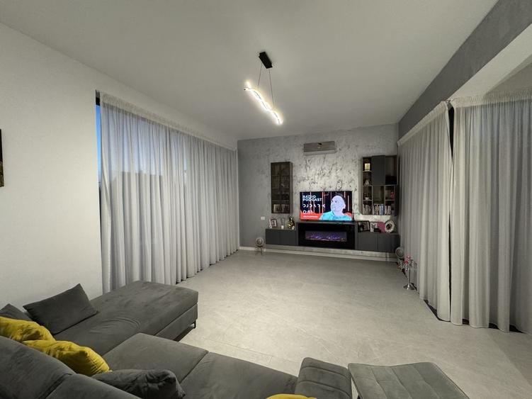 Casă cu 4 camere cu Teren 190 Mp în Kamsas