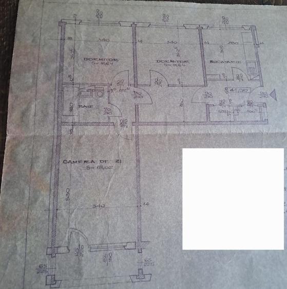 Apartament cu 3 camere decomandat în Tineretului