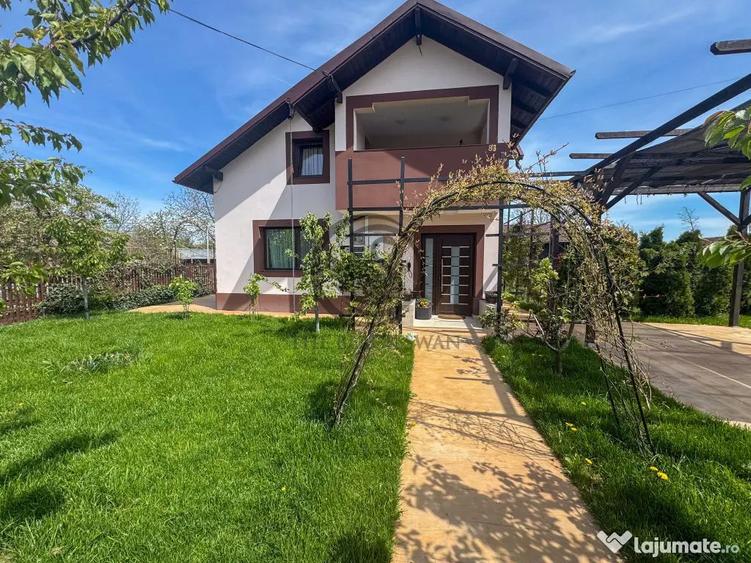 Casă cu 5 camere cu Teren 1073 Mp în Mehedința
