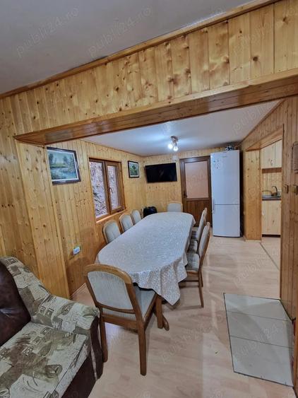 Casă cu 3 camere cu Teren 1493 Mp în Orăști