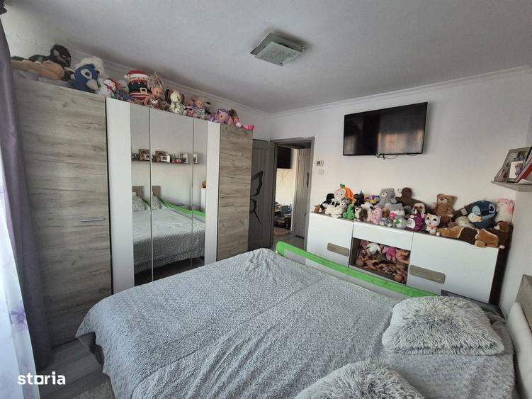 Apartament 3 camere etaj 4 de vanzare Podu Ro?, Aleea Rozelor, - 12