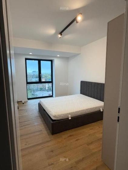 Apartament cu 3 camere decomandat, mobilat în Berceni