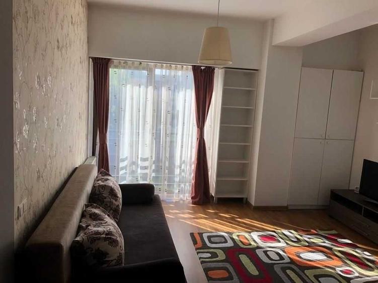 Apartament cu 2 camere semidecomandat în Plopilor