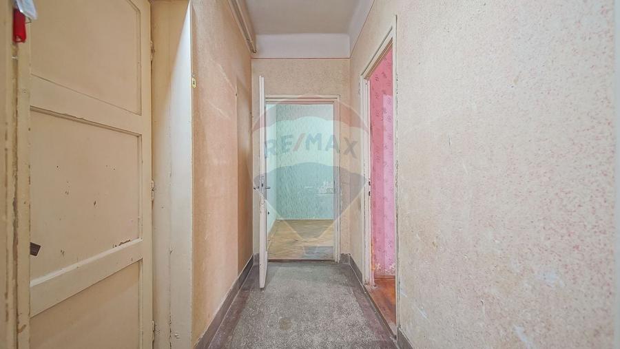 Apartament cu 4 camere decomandat în Centrul Istoric