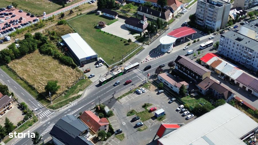 Spațiu comercial, de 660 mp, în Cheile Râșnoavei