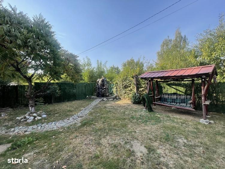Casă cu 4 camere decomandat cu Teren 650 Mp în Central