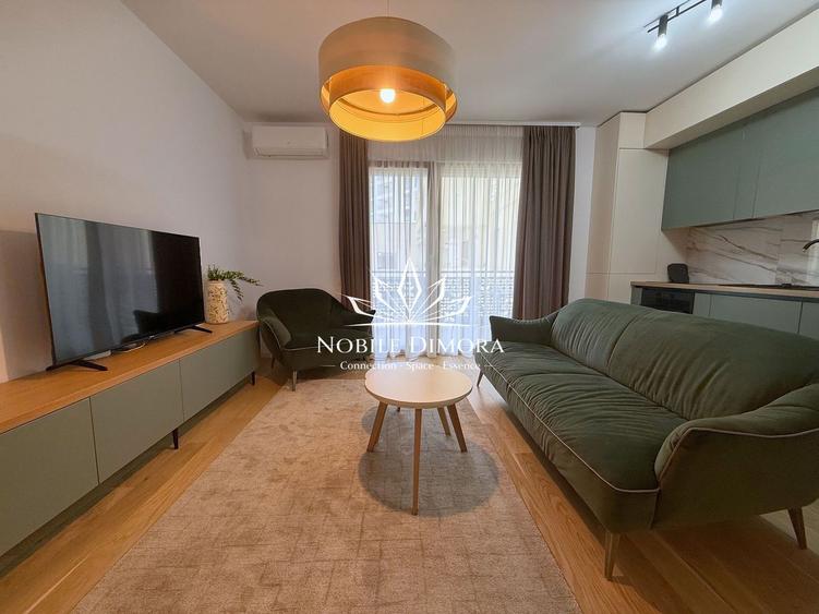 Apartament cu 3 camere decomandat, mobilat în Central