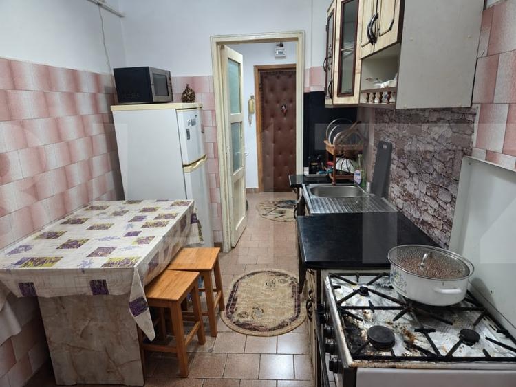Apartament cu 2 camere semidecomandat, mobilat în Brazda lui Novac
