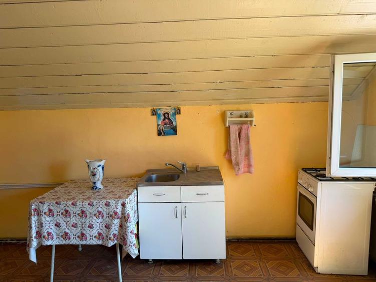 Casă cu 3 camere în Ciorani