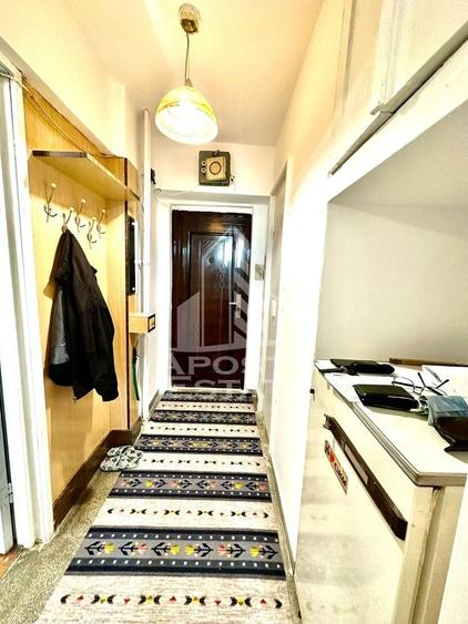 Apartament cu 2 camere semidecomandat, mobilat în Gării
