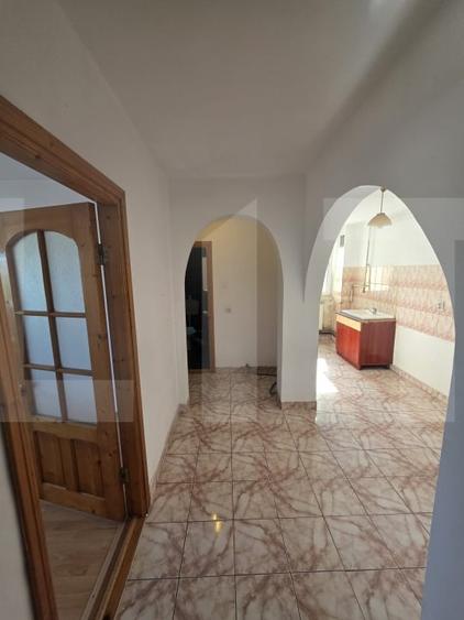 Apartament cu 2 camere decomandat în Lenin