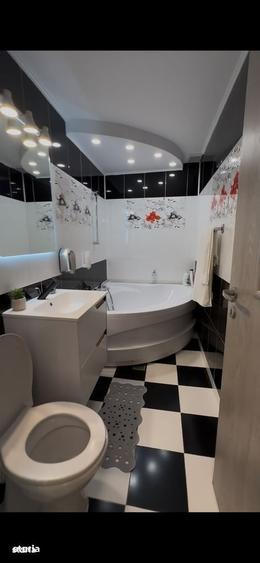 Apartament cu 2 camere decomandat în Tei